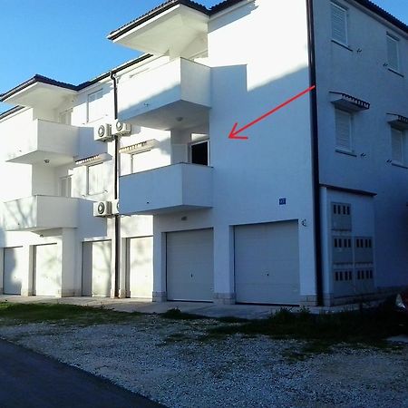 Apartment Kiko Rogoznica  Oda fotoğraf