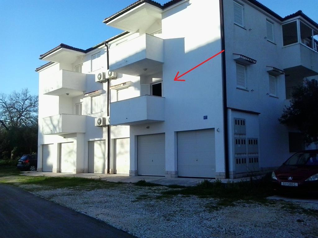Apartment Kiko Rogoznica  Oda fotoğraf